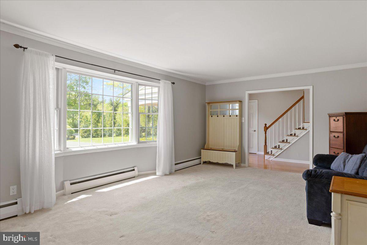 1633 Hedgewood Road Hatfield, PA 19440 - Photo 8 of 43 Gallery Image 8