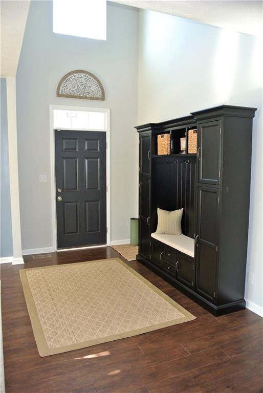 6227 Buck Trail Road Indianapolis, IN 46237 - Photo 7 of 42 Gallery Image 7
