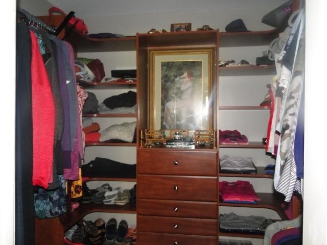 13216 Webster Road Clio, MI 48420 - Photo 20 of 63 Master Closet