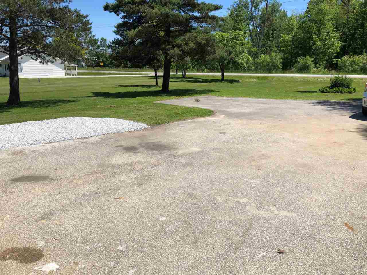 10560 Yale Road Yale, MI 48097 - Photo 21 of 24