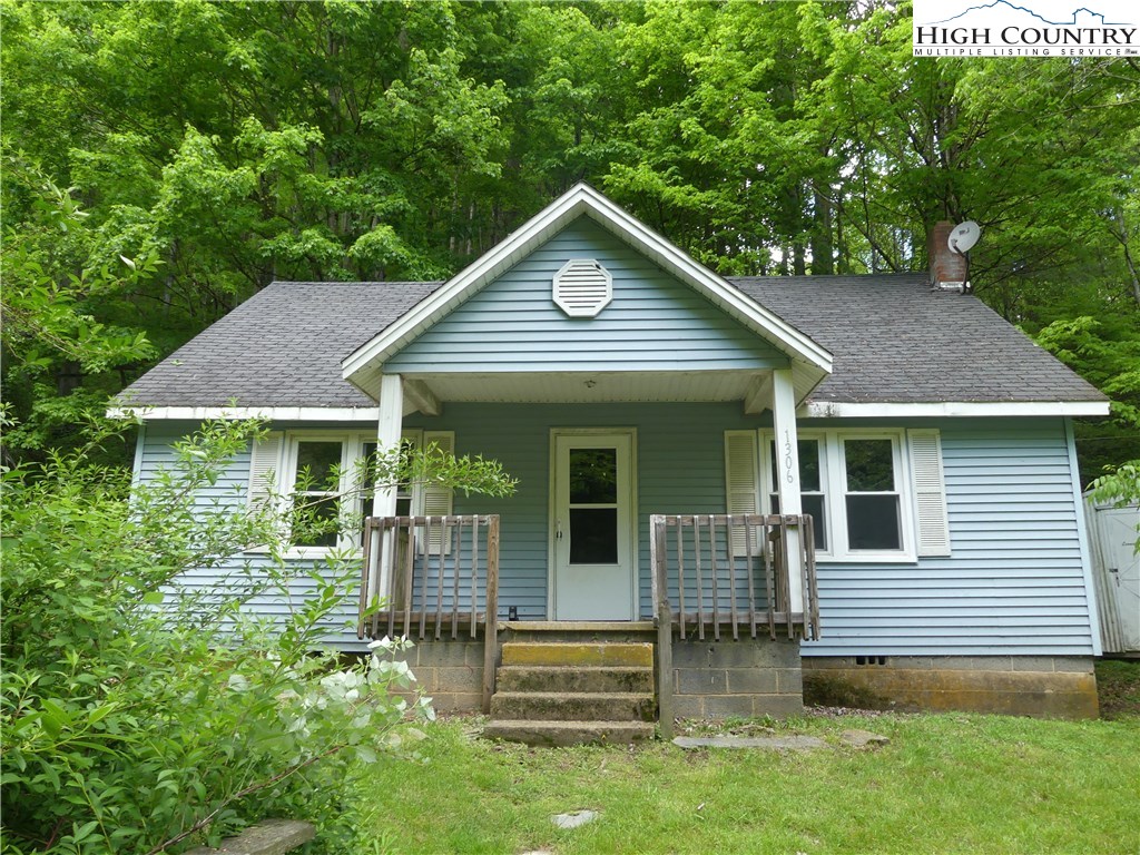 1306 Laurel Branch Road Vilas, NC 28692 - Photo 1 of 27 Gallery Image 1