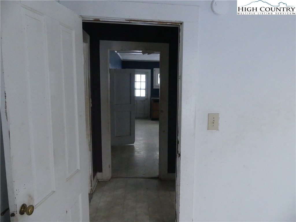 1306 Laurel Branch Road Vilas, NC 28692 - Photo 12 of 27 Gallery Image 12