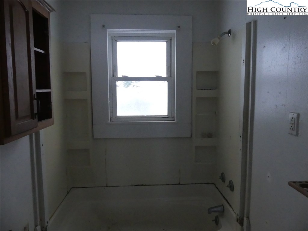 1306 Laurel Branch Road Vilas, NC 28692 - Photo 13 of 27 Gallery Image 13
