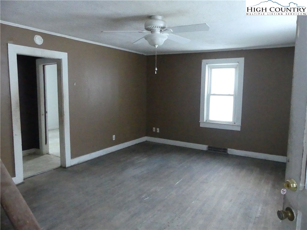 1306 Laurel Branch Road Vilas, NC 28692 - Photo 5 of 27 Gallery Image 5