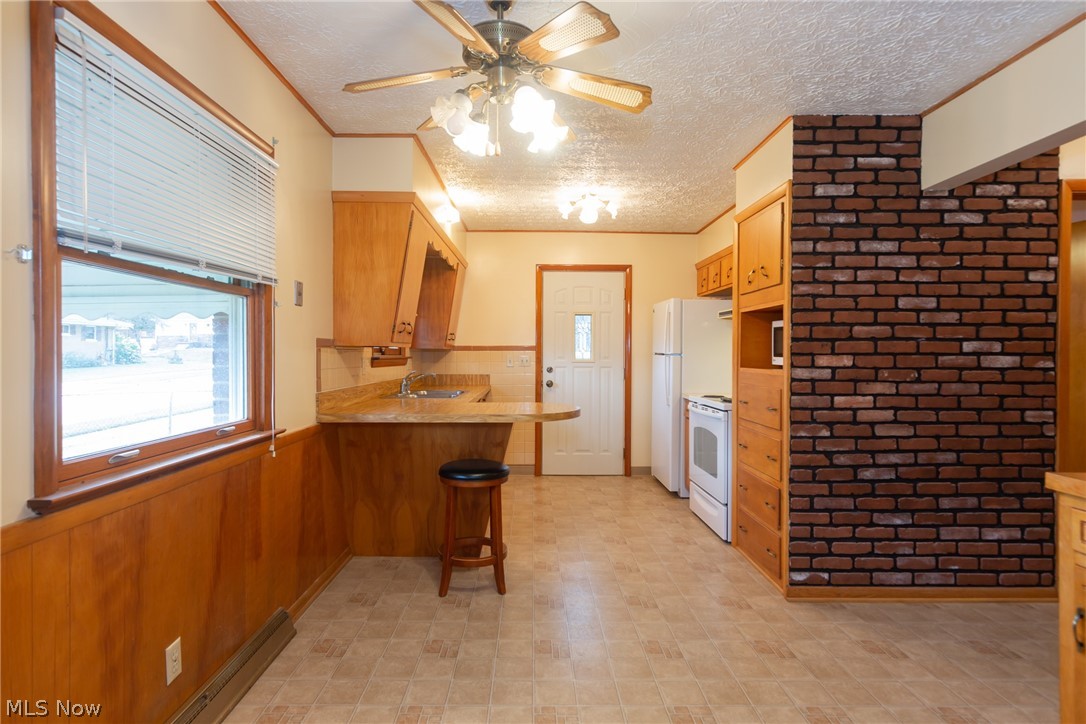 591 Hillman Road Akron, OH 44312 - Photo 7 of 35 Gallery Image 7