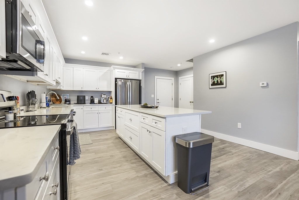 245 Bussey Street, Unit 404 Dedham, MA 02026 - Photo 14 of 20