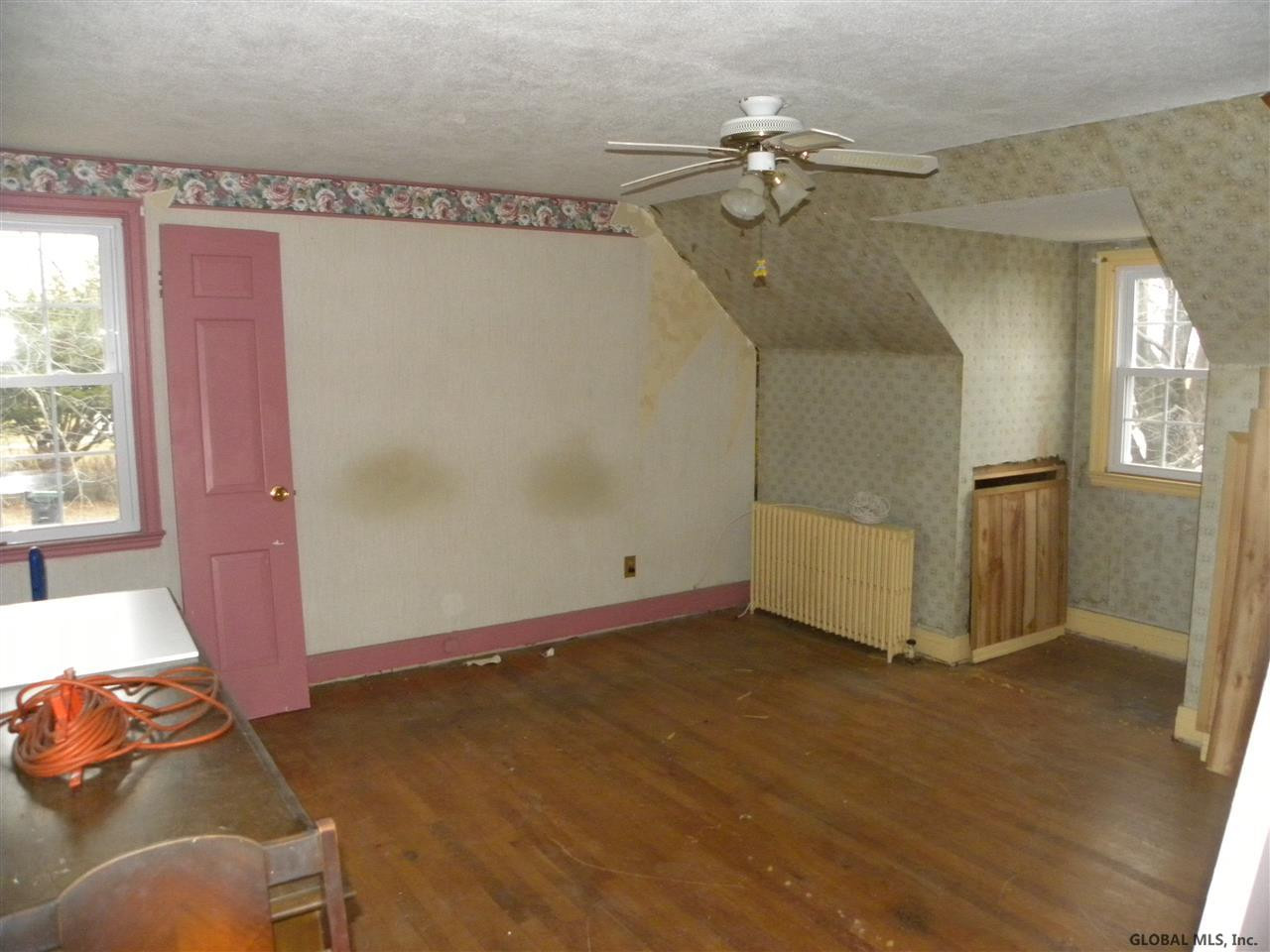 6 Maple Street Rensselaer, NY 12144 - Photo 9 of 14 Photo 9