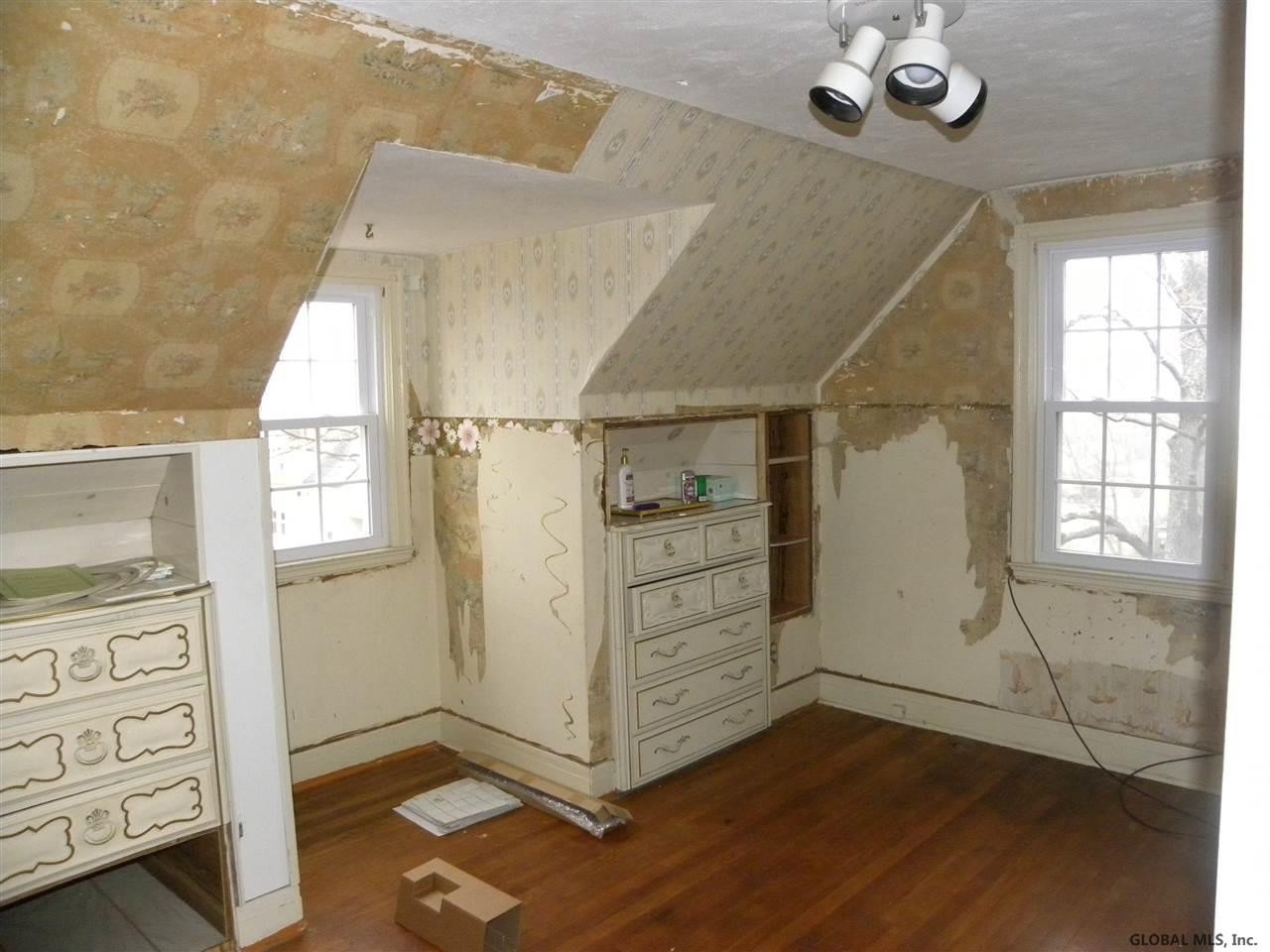 6 Maple Street Rensselaer, NY 12144 - Photo 10 of 14 Photo 10