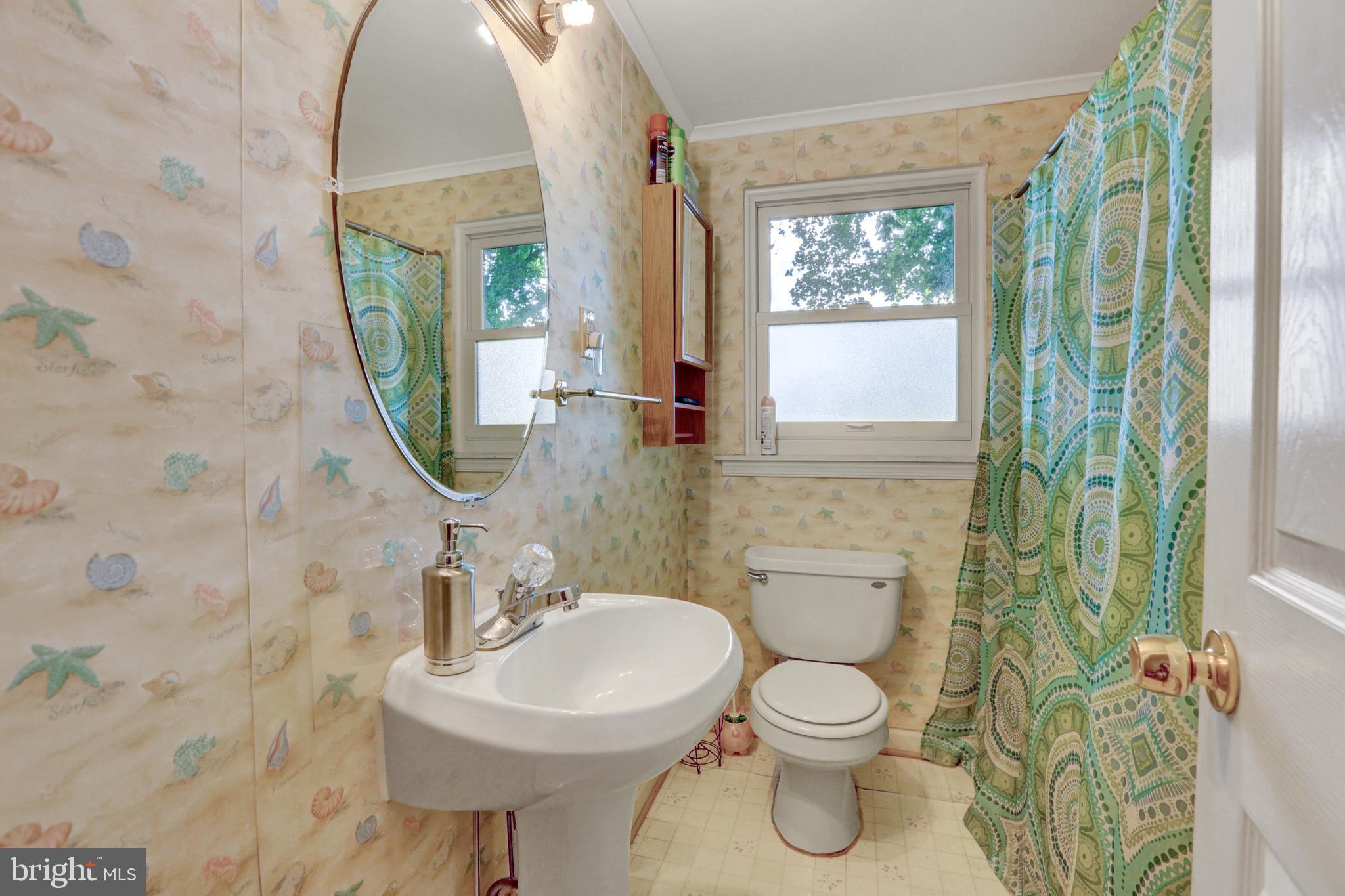 2573 Sheaffer Road Elizabethtown, PA 17022 - Photo 11 of 28 1st floor bathroom