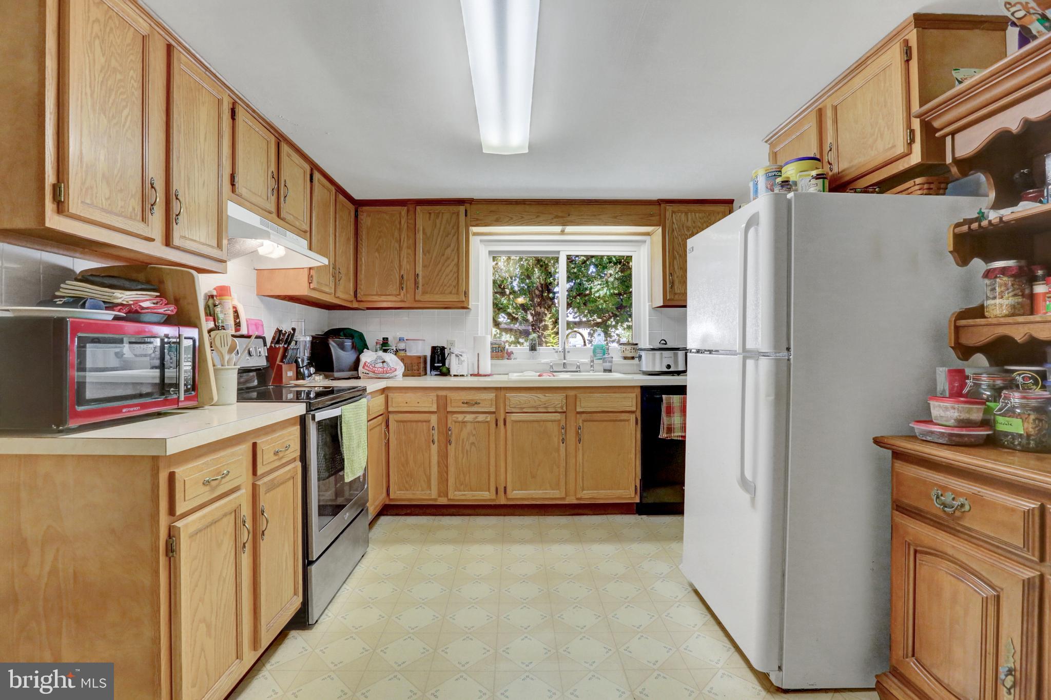 2573 Sheaffer Road Elizabethtown, PA 17022 - Photo 10 of 28