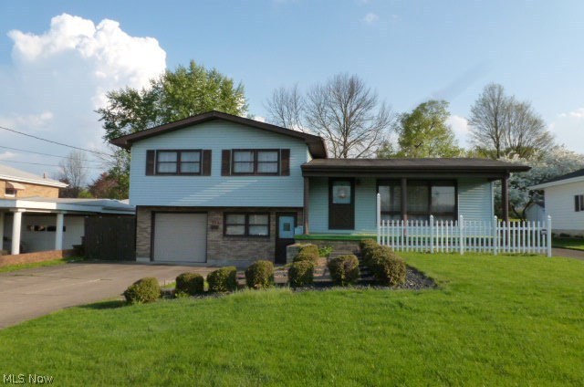 560 Edison Street Struthers, OH 44471 - Photo 1 of 19 Gallery Image 1