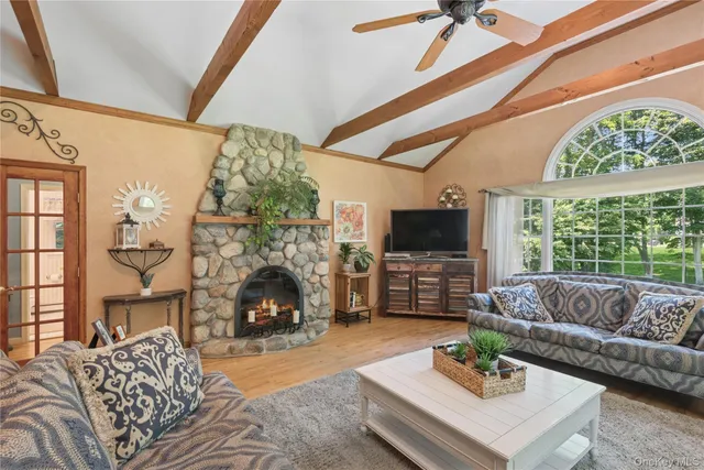 $1,899,999 | 7 Orient Avenue, Northport, NY 11768