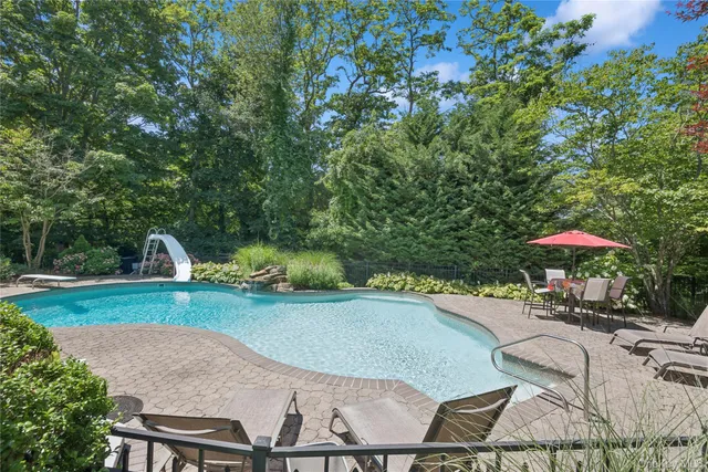 $1,899,999 | 7 Orient Avenue, Northport, NY 11768