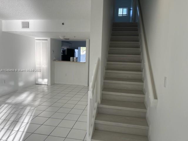 219 Riviera Circle, Unit 219 Weston, FL 33326 - Photo 9 of 22