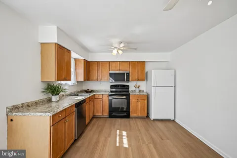 $325,000 | 122 Walker Avenue, West Berlin, NJ 08091