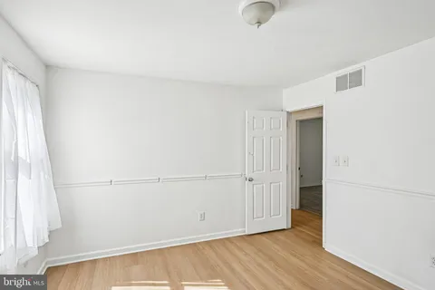 $325,000 | 122 Walker Avenue, West Berlin, NJ 08091