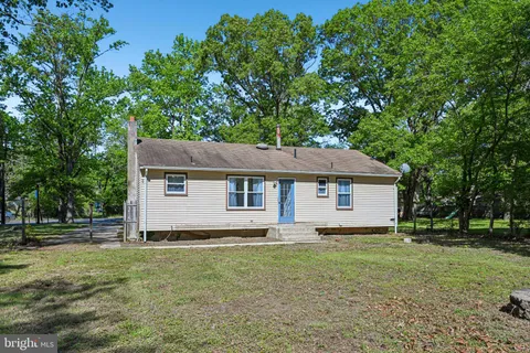 $325,000 | 122 Walker Avenue, West Berlin, NJ 08091