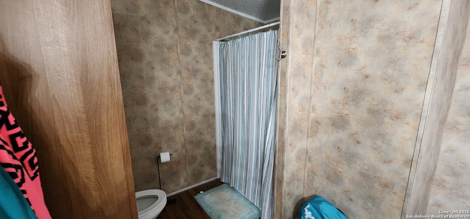 6020 Apache Moon Spring Branch, TX 78070 - Photo 8 of 22 a bathroom with a shower