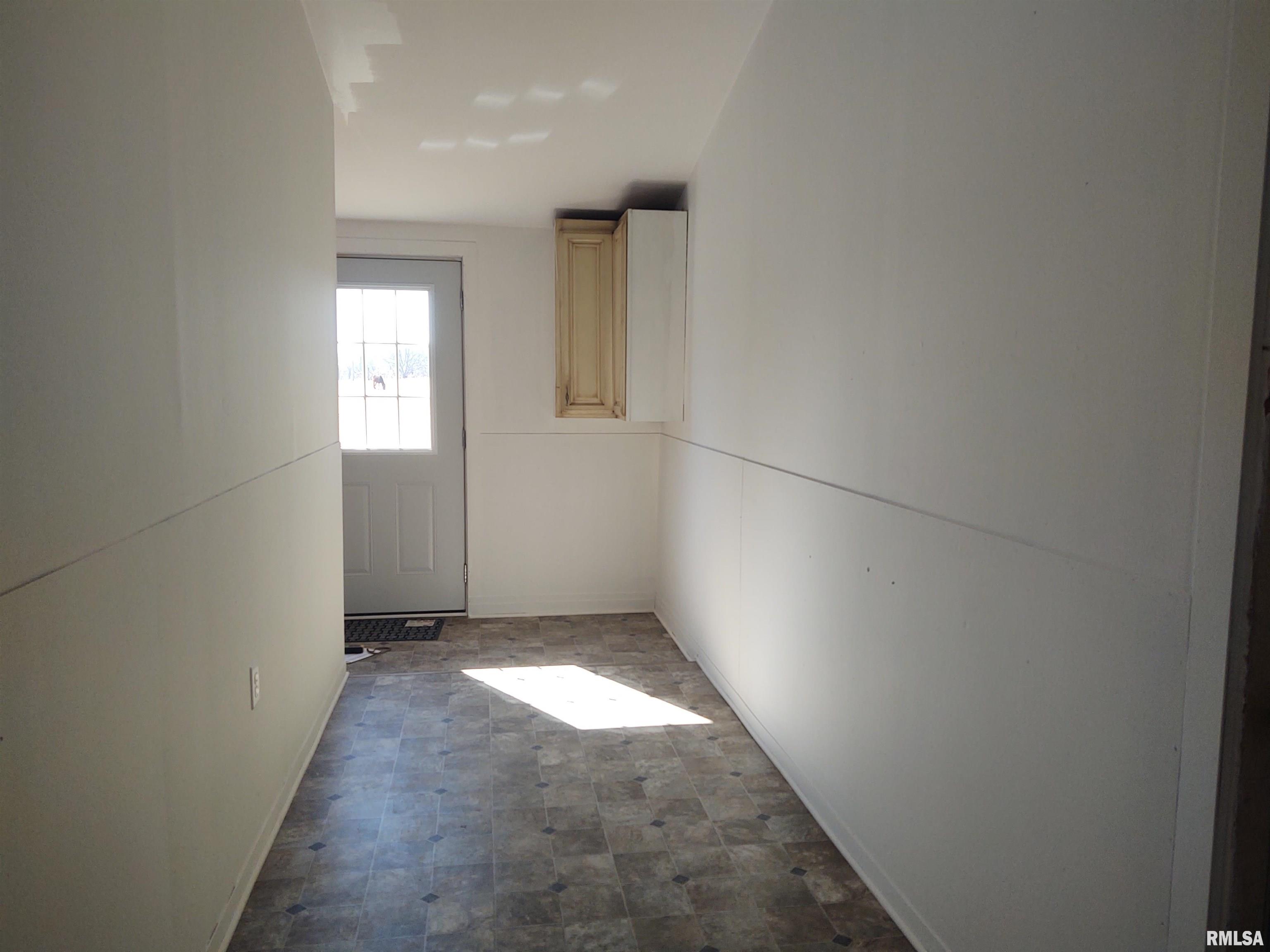 425 Pioneer Lane Vienna, IL 62995 - Photo 16 of 52