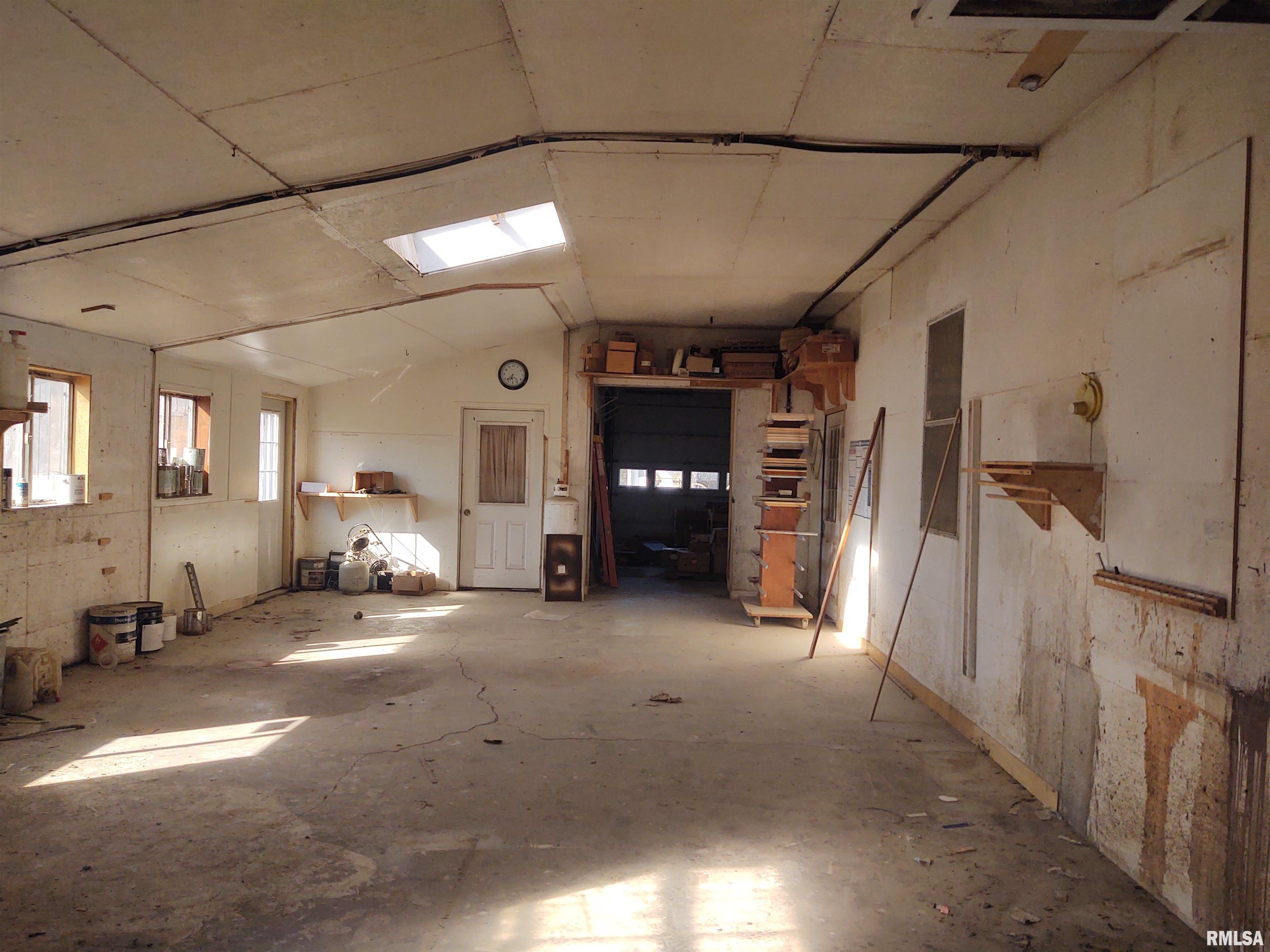 425 Pioneer Lane Vienna, IL 62995 - Photo 20 of 52