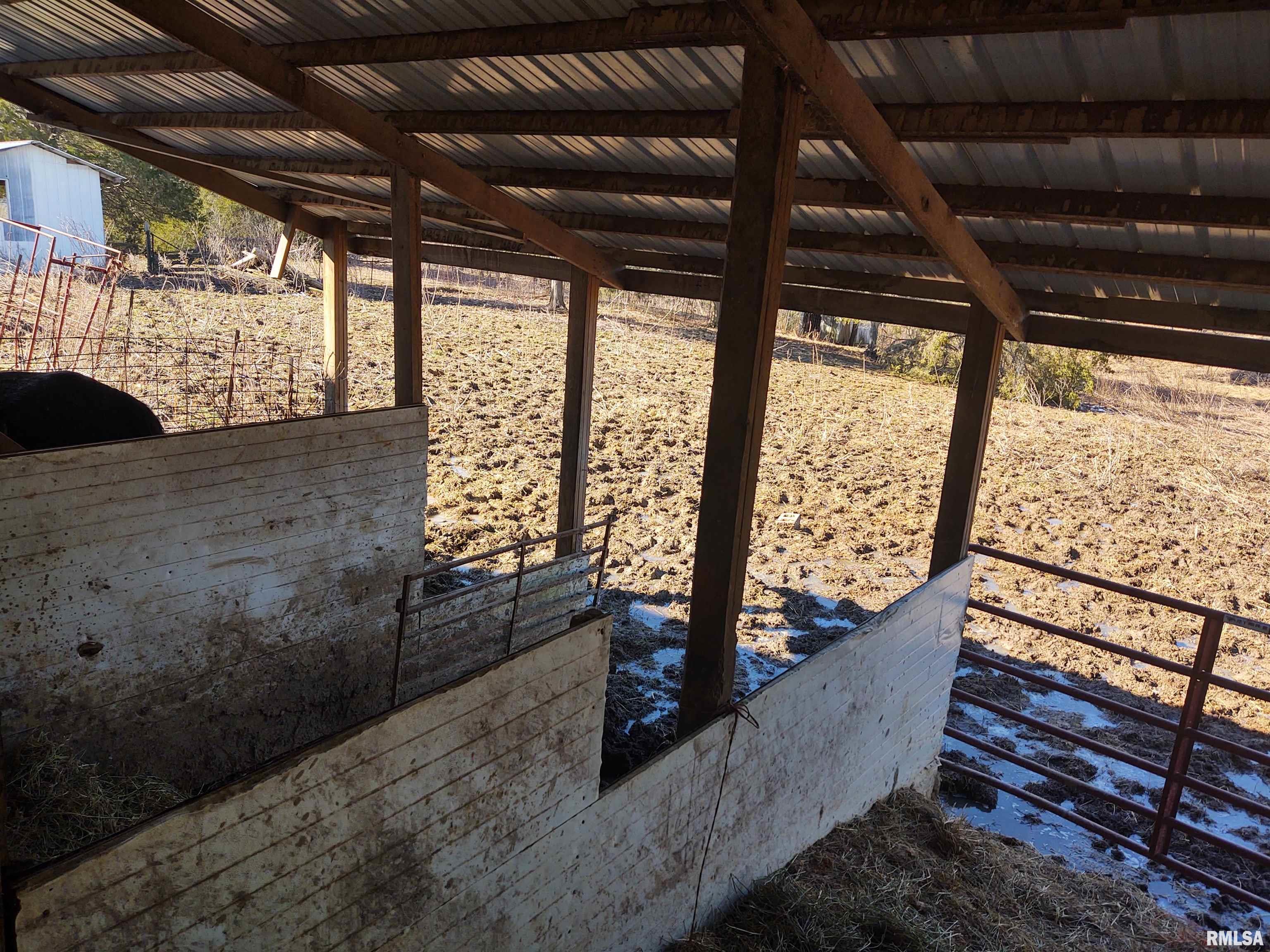 425 Pioneer Lane Vienna, IL 62995 - Photo 32 of 52