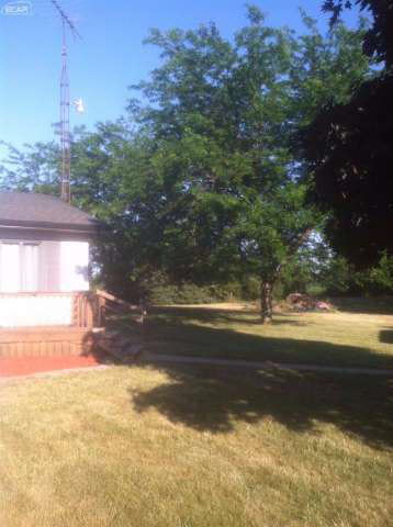 2101 South New Lothrop Road Lennon, MI 48449 - Photo 27 of 27 21181772-26.JPG
