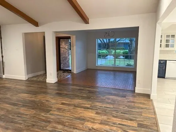 $2,800 | 1110 Redman Lane, Duncanville, TX 75137