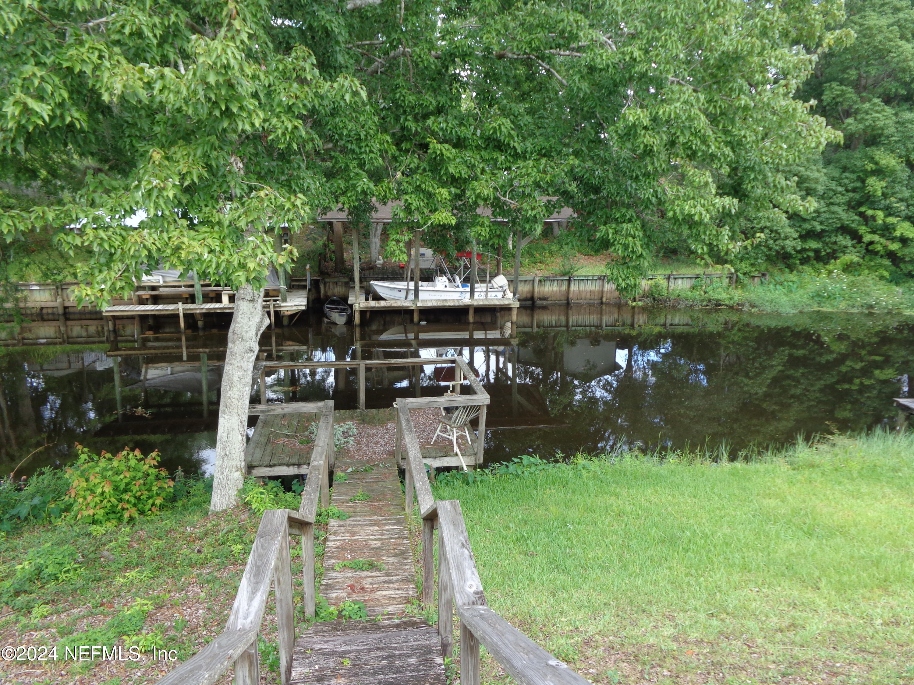 143 Sportsman Road Satsuma, FL 32189 - Photo 1 of 13 04