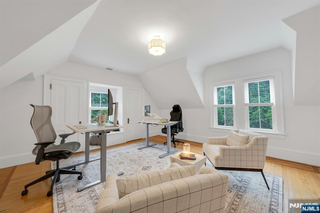 42 Llewellyn Road Montclair, NJ 07042 - Photo 43 of 49