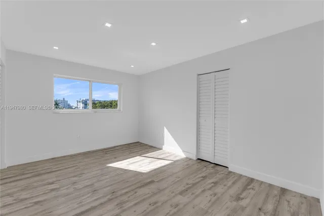 $2,800 | 7925 Carlyle Avenue, Unit 402, Miami Beach, FL 33141