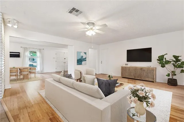 $324,000 | 4617 Jeannette Drive, Metairie, LA 70003