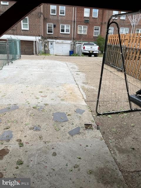 6159 Charles Street Philadelphia, PA 19135 - Photo 5 of 35 Extra Parking