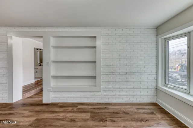 $499,000 | 2230 Dave Buck Road, Johnson City, TN 37601