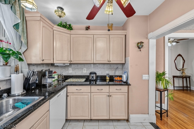 30 Elm Street Ridgefield Park, NJ 07660 - Photo 14 of 37 Gallery Image 14