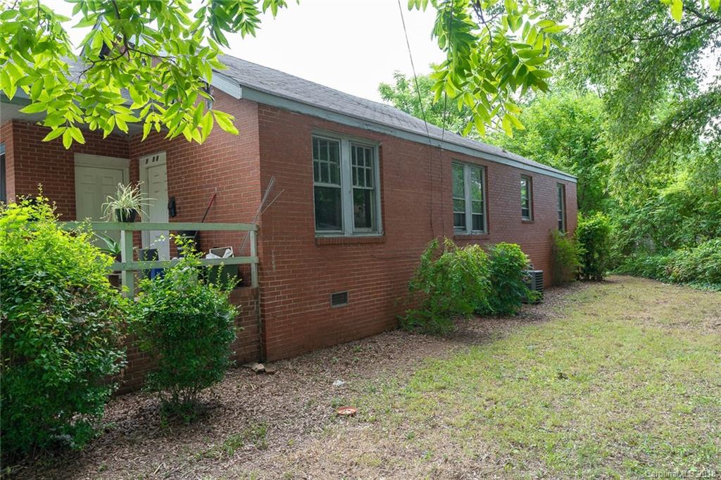 1209 Enderly Road Charlotte, NC 28208 - Photo 3 of 7 Gallery Image 3