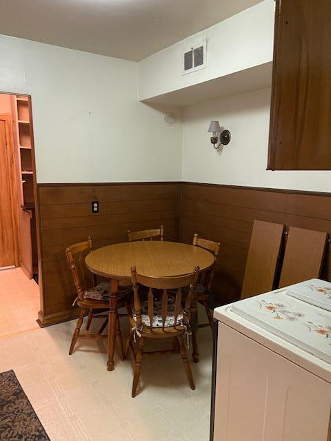 2722 Alanmede Road Louisville, KY 40205 - Photo 7 of 16 IMG_2020