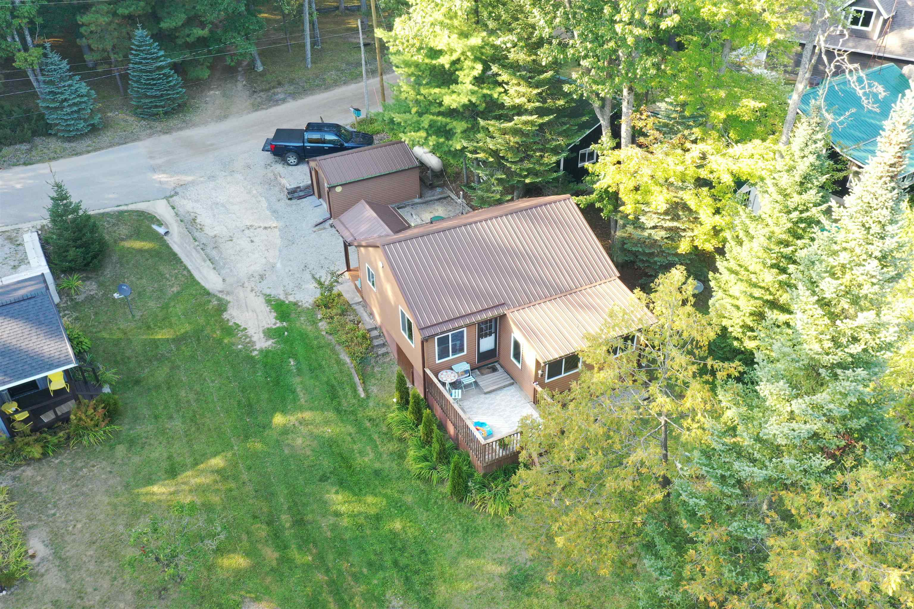 424 Ogemaw Road Rose City, MI 48654 - Photo 5 of 25 1938686-68b399ab-d516-4fd6-8d7c-819d8d59bdef.JPG