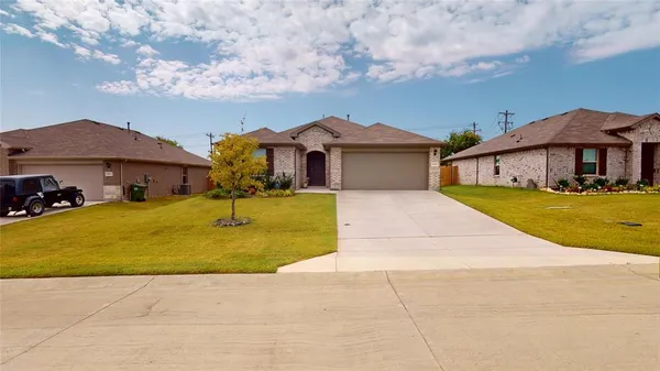 $2,200 | 13557 Gunsmoke Lane, Cresson, TX 76035