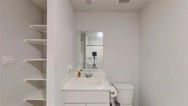 $2,200 | 13557 Gunsmoke Lane, Cresson, TX 76035