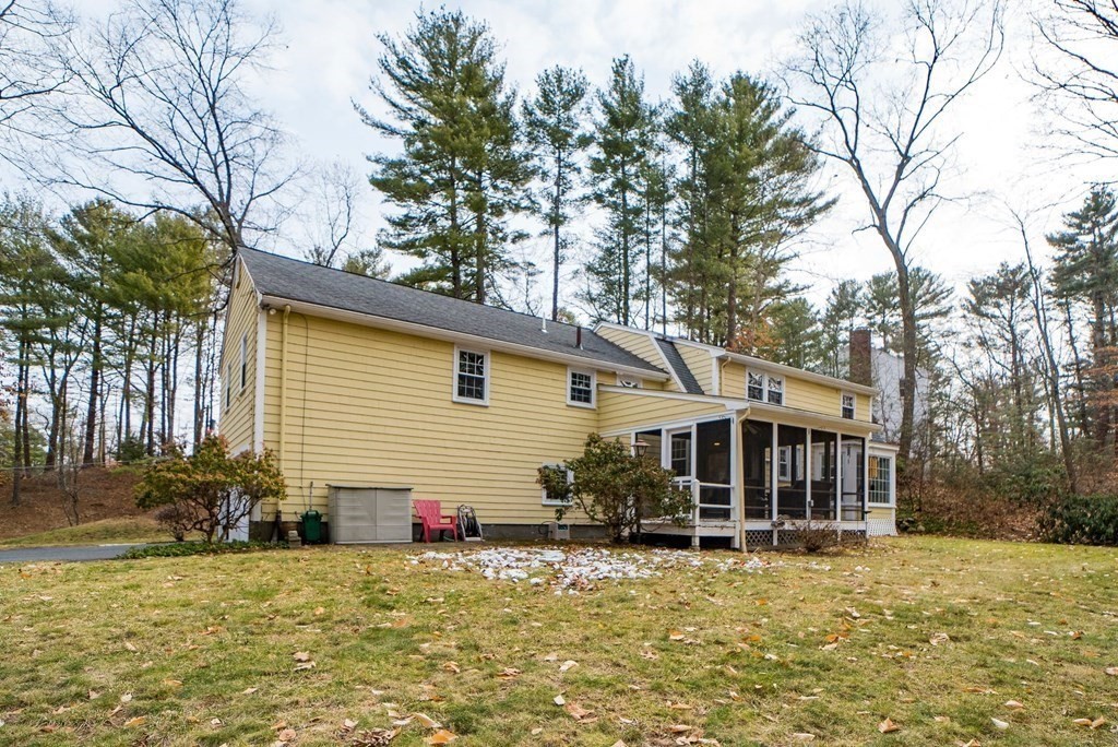 8 Meadowview Road Wayland, MA 01778 - Photo 4 of 40 a view of a house with a yard