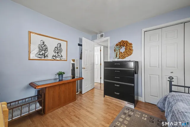 $399,900 | 101 Pool Road, North Haven, CT 06473