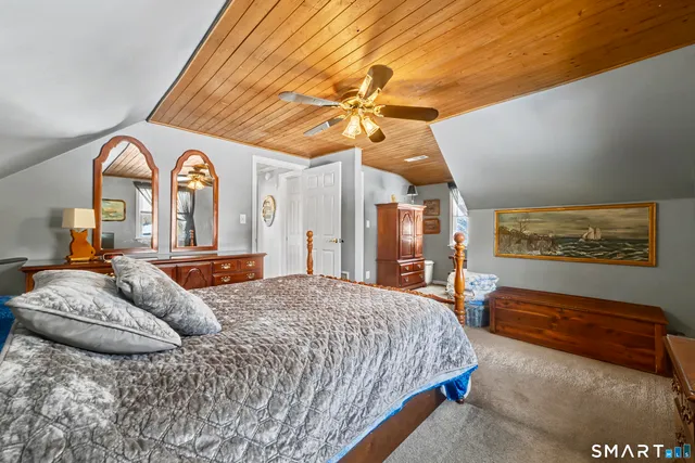 $399,900 | 101 Pool Road, North Haven, CT 06473