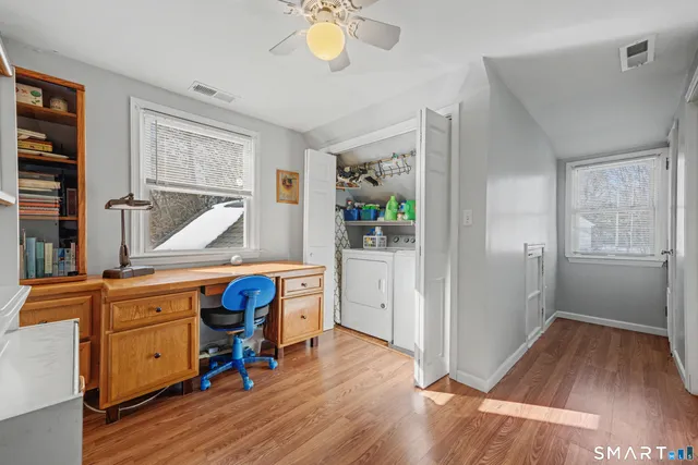 $399,900 | 101 Pool Road, North Haven, CT 06473