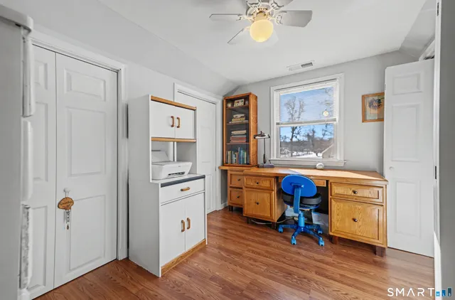 $399,900 | 101 Pool Road, North Haven, CT 06473