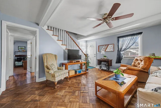 $399,900 | 101 Pool Road, North Haven, CT 06473