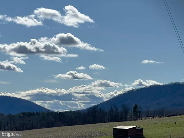 $575,000 | 13042 Woodmont Road, Hancock, MD 21750