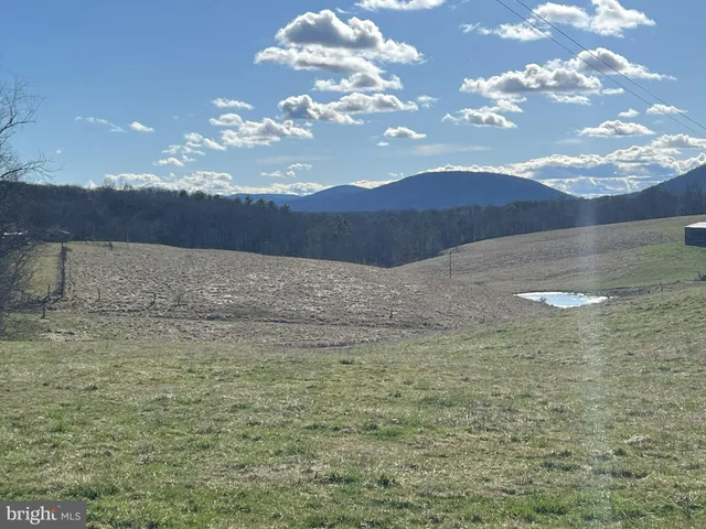 $575,000 | 13042 Woodmont Road, Hancock, MD 21750