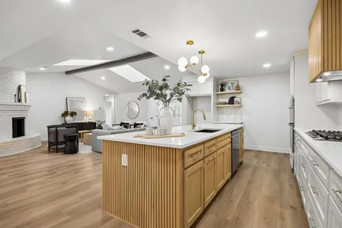 $915,000 | 9376 Briarhurst Drive, Dallas, TX 75243