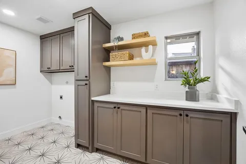 $915,000 | 9376 Briarhurst Drive, Dallas, TX 75243