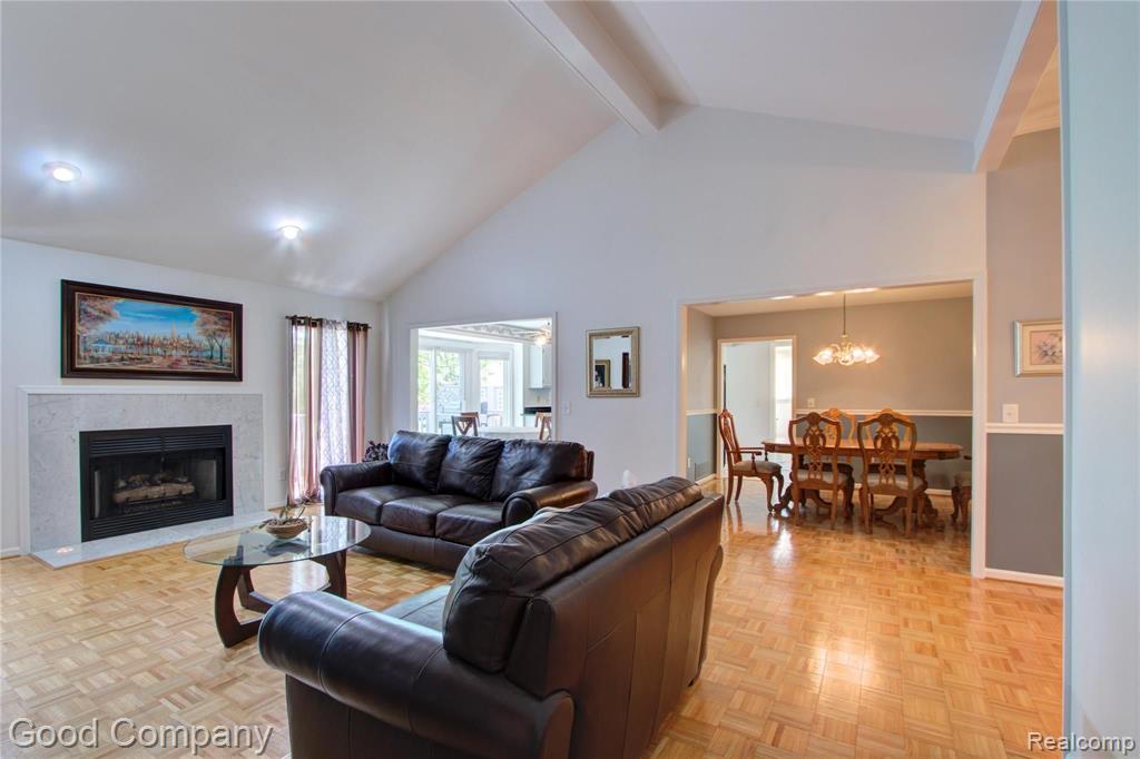 864 Preswick Court Rochester Hills, MI 48307 - Photo 9 of 47
